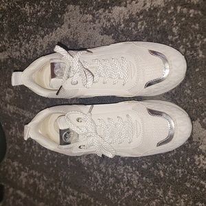 BRAND NEW never worn Michael Kors sneakers